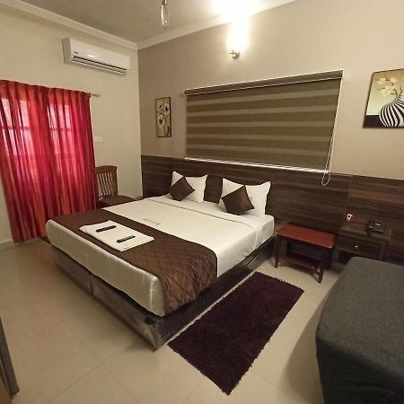 Hotel I-Way Residency Perungudi チェンナイ エクステリア 写真