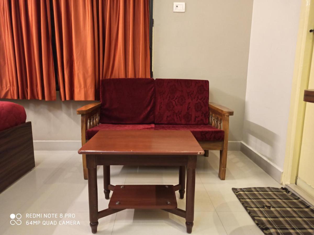 Hotel I-Way Residency Perungudi チェンナイ エクステリア 写真